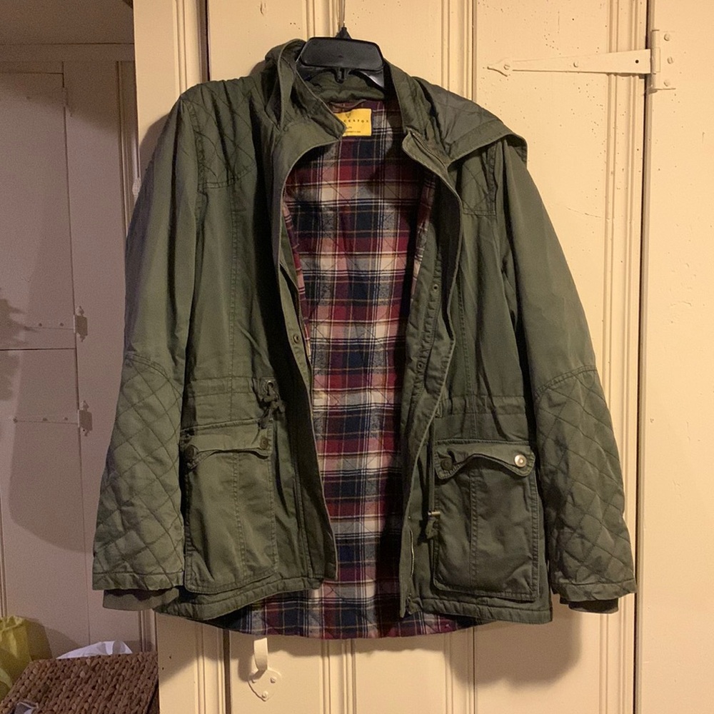 Womens lightweight jacket